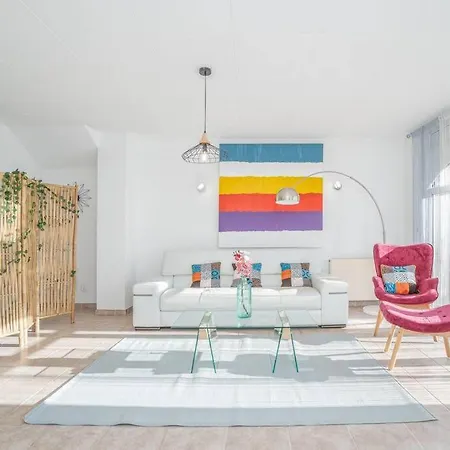 Sm21-big House In The Villa Empuriabrava